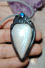 Load image into Gallery viewer, Morrigan, Raven Witchy Necklace | Crow Obsidian Pendant | Esoteric Jewelry
