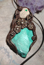 Load image into Gallery viewer, Gaia Earth Goddess Statue Figurine Necklace | Pachamama Divine Feminine Art Jewelry
