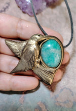 Load image into Gallery viewer, Sacred Hummingbird | San Pedro Spirit Animal Necklace | Shaman Sacred Plants Path
