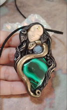 Load and play video in Gallery viewer, PREORDER Ayahuasca Yage Spirit Necklace | Shamanic Healing Sacred Plants Psychedelic Jewelry  MALACHITE
