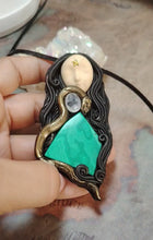 Load and play video in Gallery viewer, PREORDER Ayahuasca Yage Spirit Necklace | Shamanic Healing Sacred Plants Psychedelic Jewelry  MALACHITE
