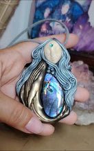Load and play video in Gallery viewer, PREORDER Cosmic Blue Whale Goddess Spirit Necklace | Labradorite Crystal Pendant | Divine Feminine Jewelry
