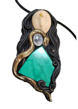 Load image into Gallery viewer, PREORDER Ayahuasca Yage Spirit Necklace | Shamanic Healing Sacred Plants Psychedelic Jewelry  MALACHITE

